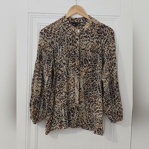 Massimo Dutti Animal Print Button Down Blouse Size 12, Euc